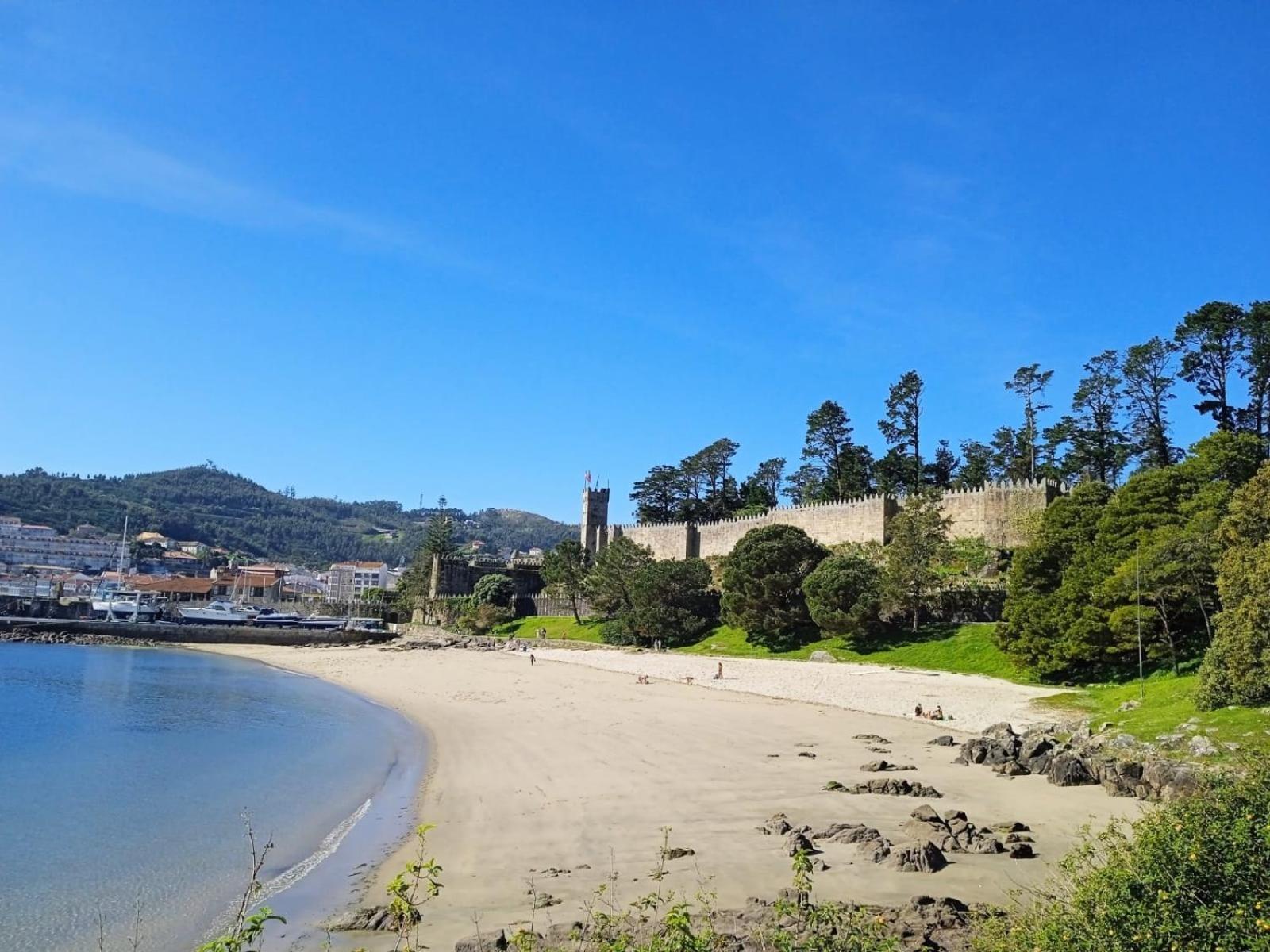 Impresionantes Vistas En Baiona Exterior foto